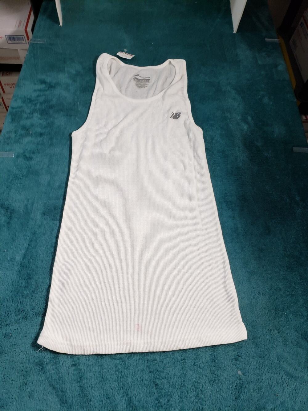 New Balance Top Size Large Women White Sleeveless Casual Stretch Ladies Logo